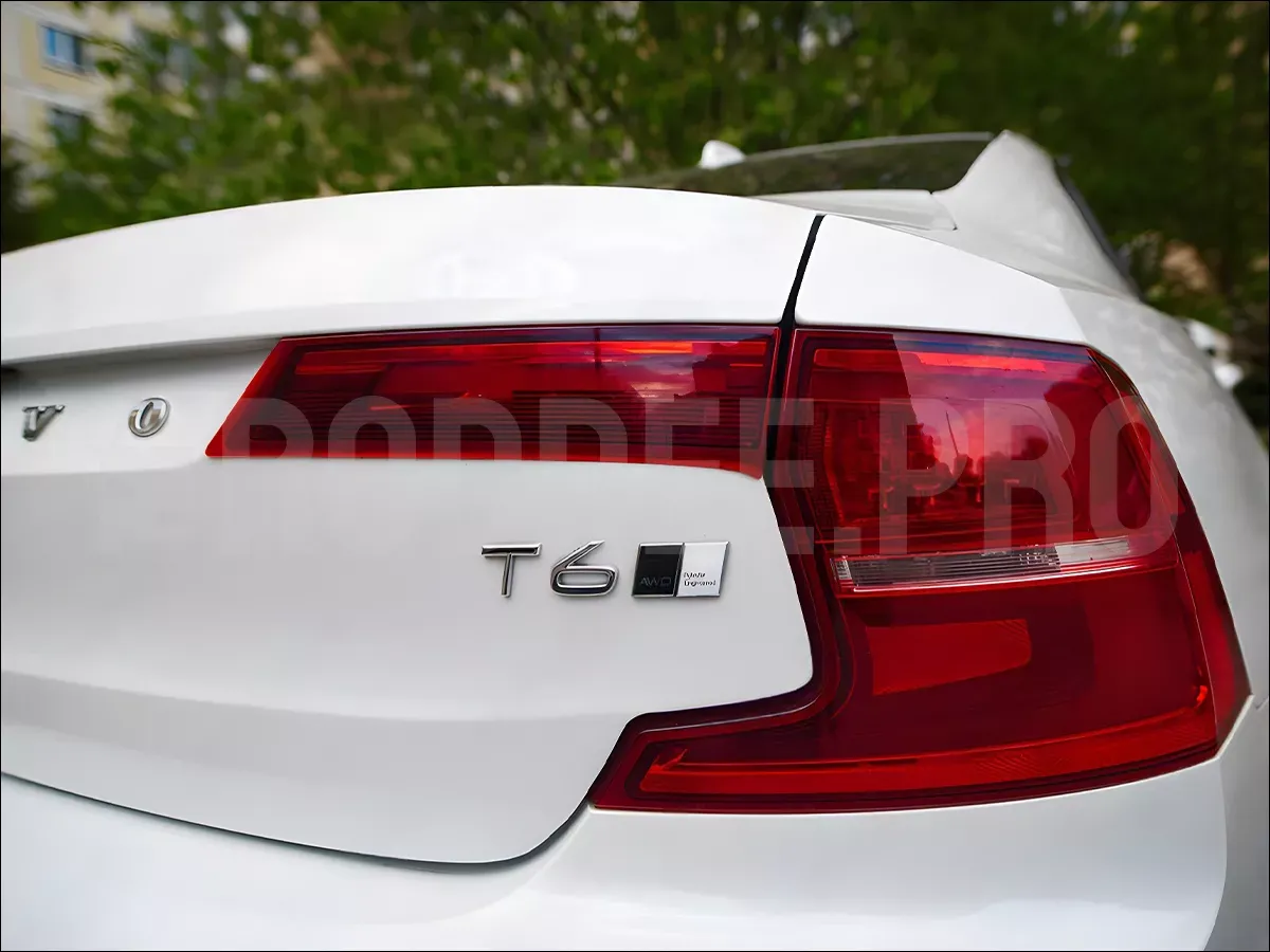 s90 ในไทยมากับเกียร์อัตโนมัติ 8 สปีด