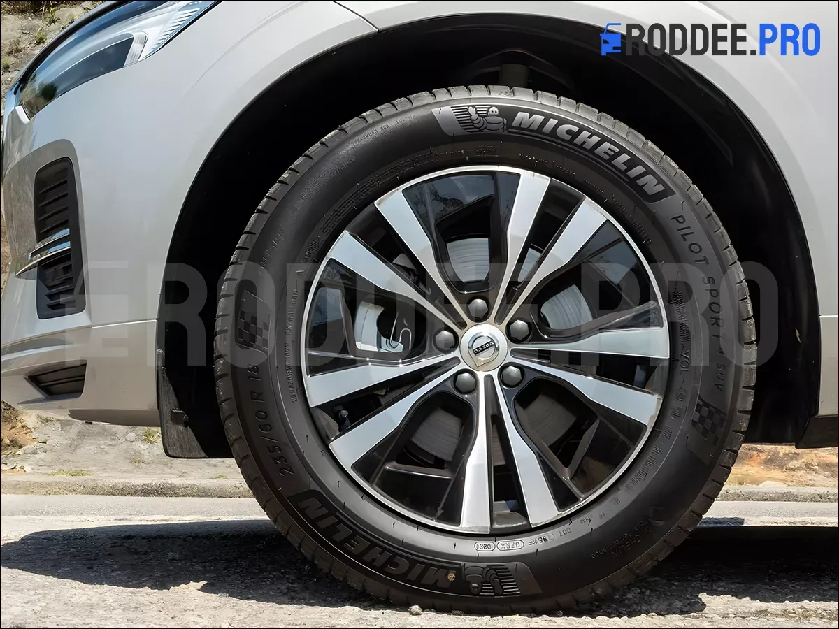 ระบบเบรกของ XC60 ใช้ได้นานถึง 50,000 กม.