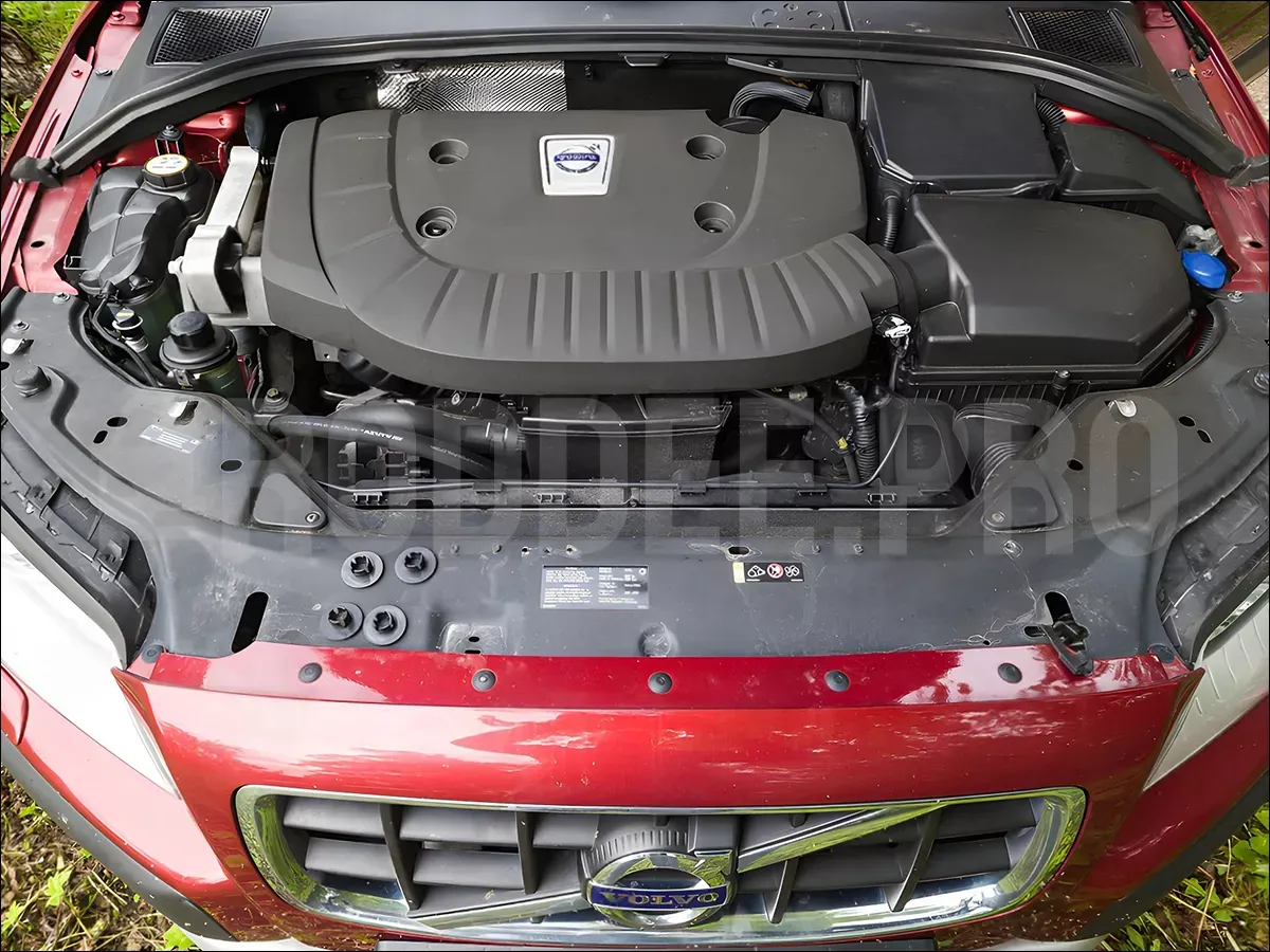 รถวอลโว่ XC70 มีทั้งรุ่นเบนซินและดีเซลให้เลือก